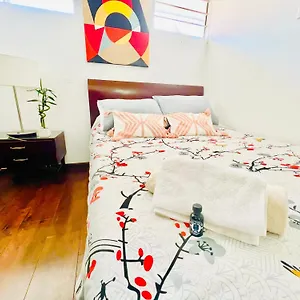 Apartaestudio En Usaquen Junto A Clinica Santa Fe Apartamento Bogotá